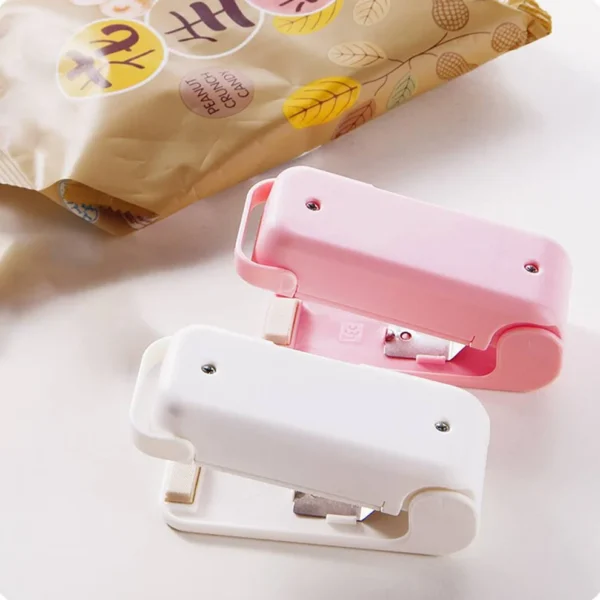 Portable Mini Handheld Sealing Machine for Plastic Bags (Battery Not Included)